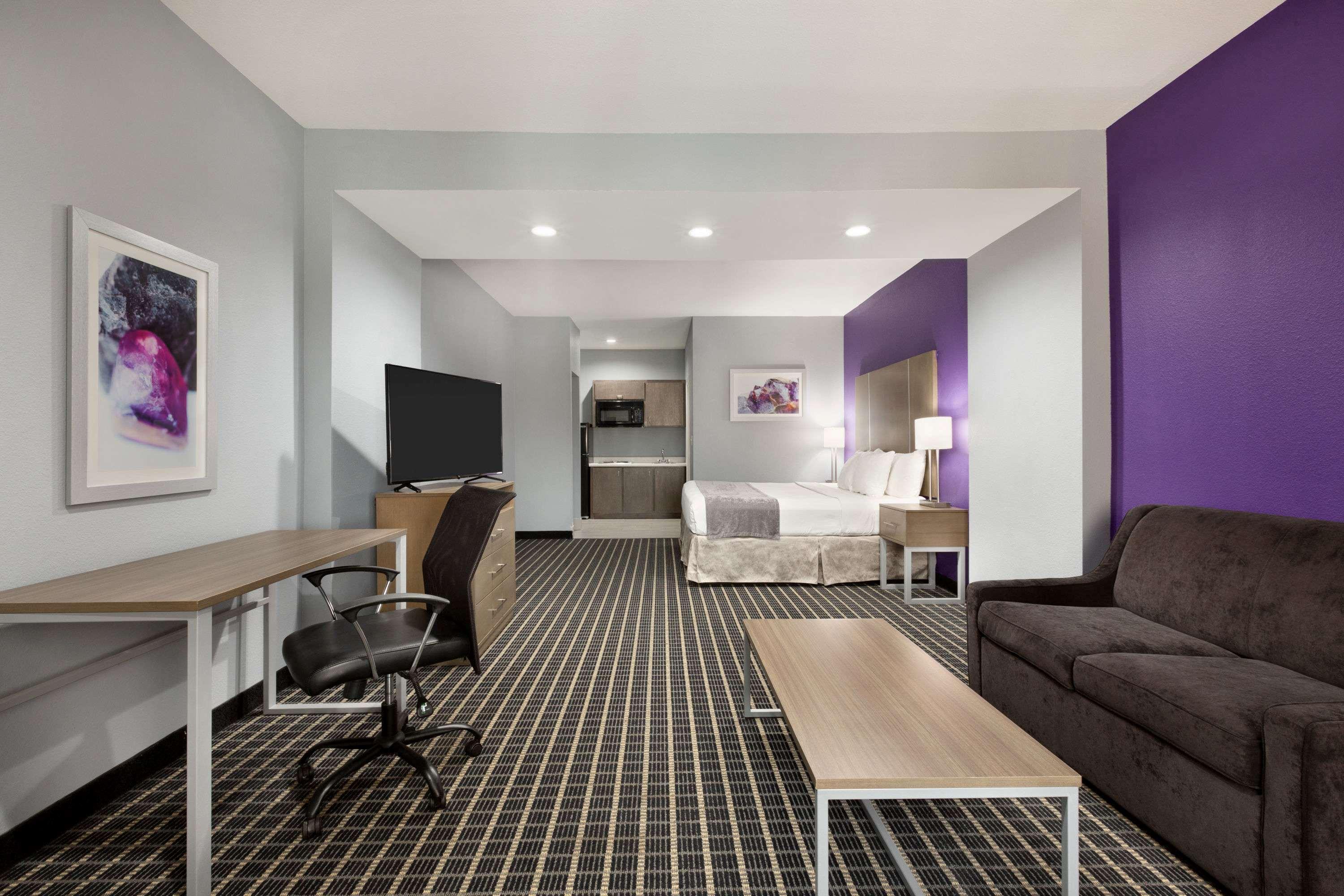 Days Inn By Wyndham Oděsa Exteriér fotografie